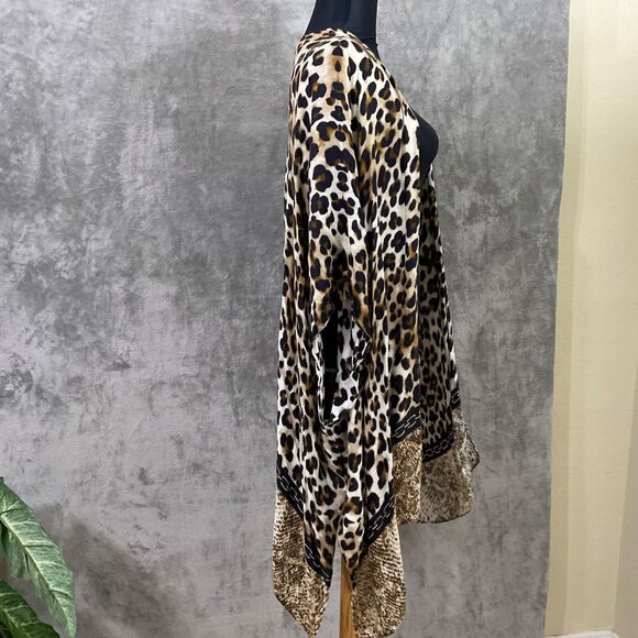 Chico's Top one size Animal Print Poncho Topper Open Front Kimono Boho Rayon - Picture 2 of 7